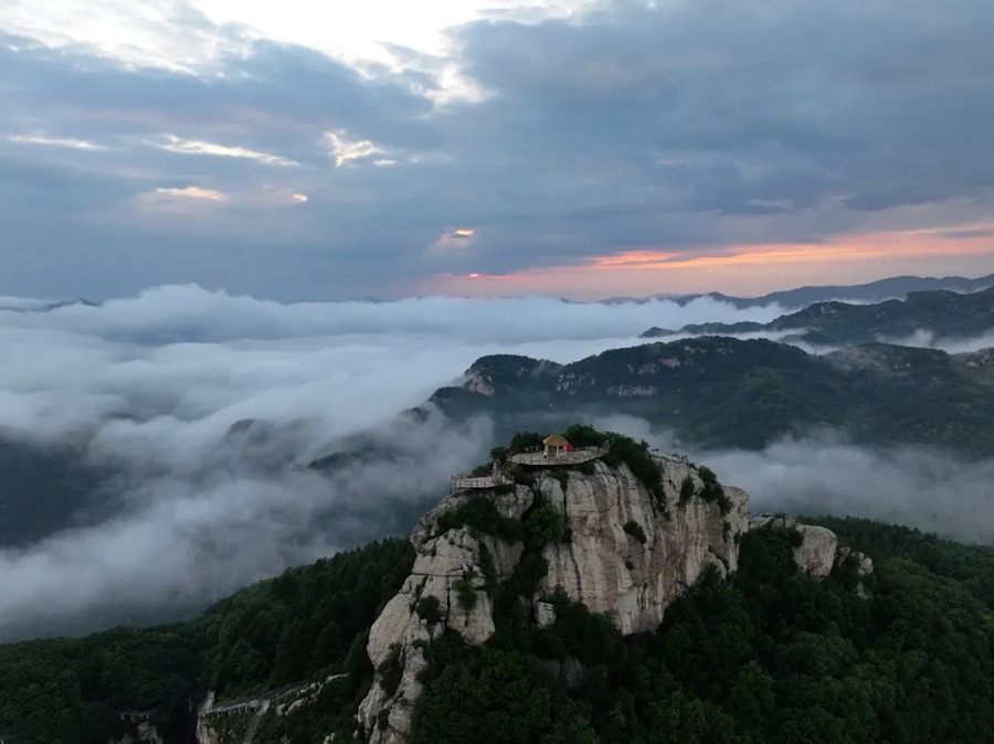 五岳寨风景区图片