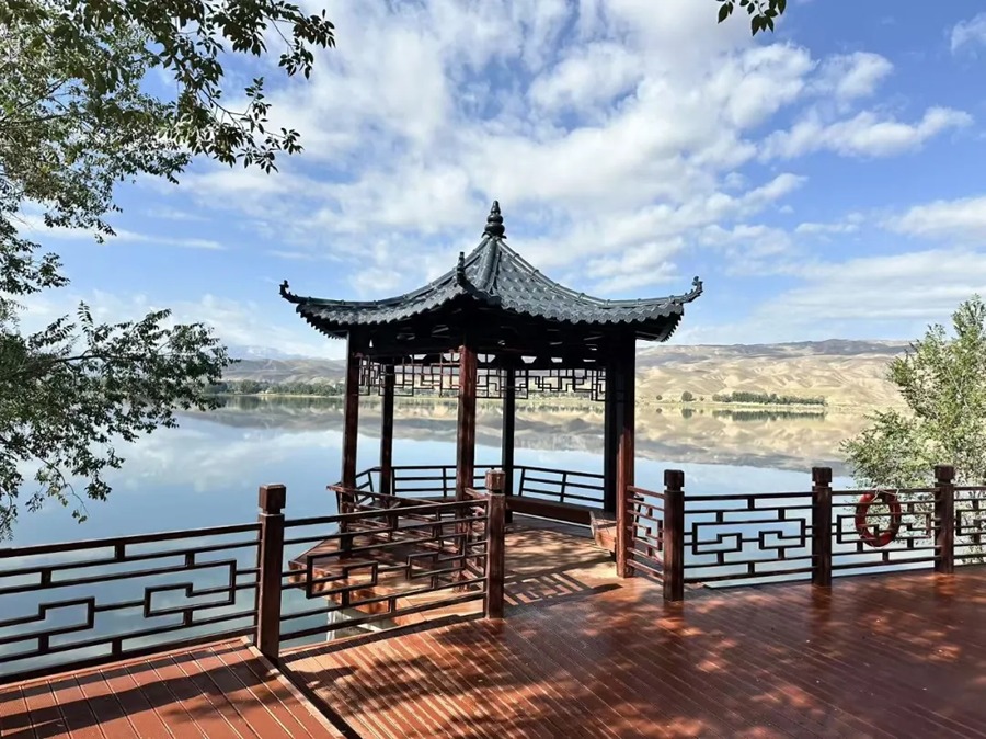 天梯山石窟图片