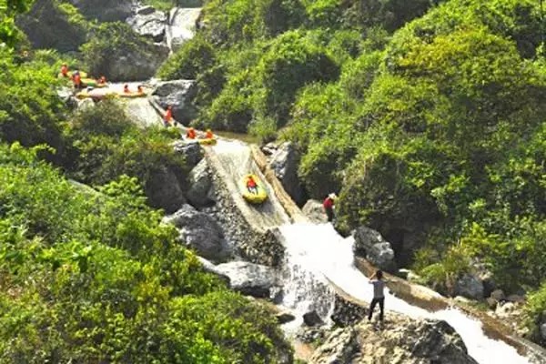 宁乡沩山龙泉漂流图片