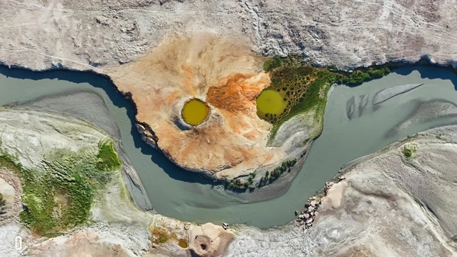 木吉湿地泥火山群图片