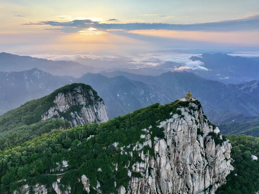 五岳寨风景区图片