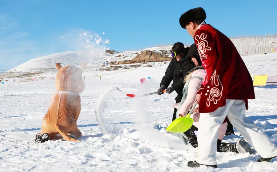 昭苏县滑雪场图片