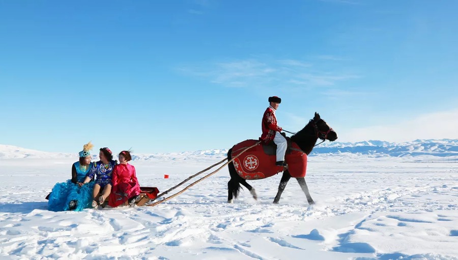 昭苏县滑雪场图片