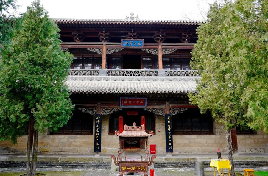 蒙山大佛图片