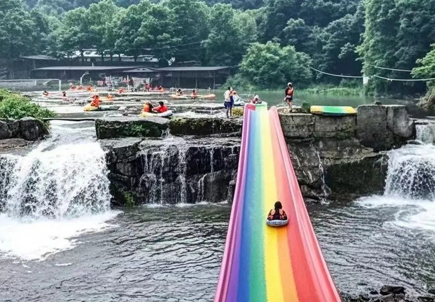 天紫漂流图片