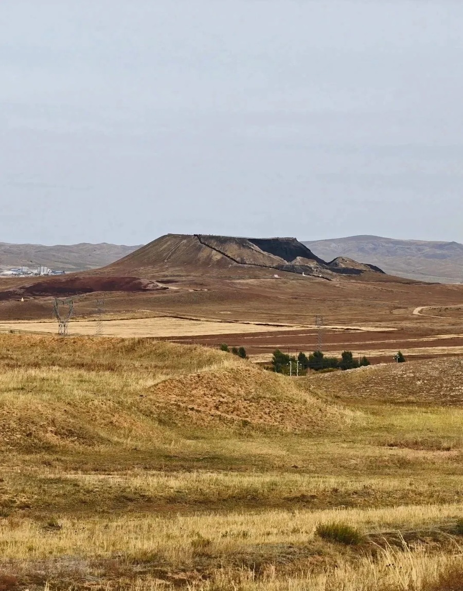 乌兰哈达火山地质公园图片